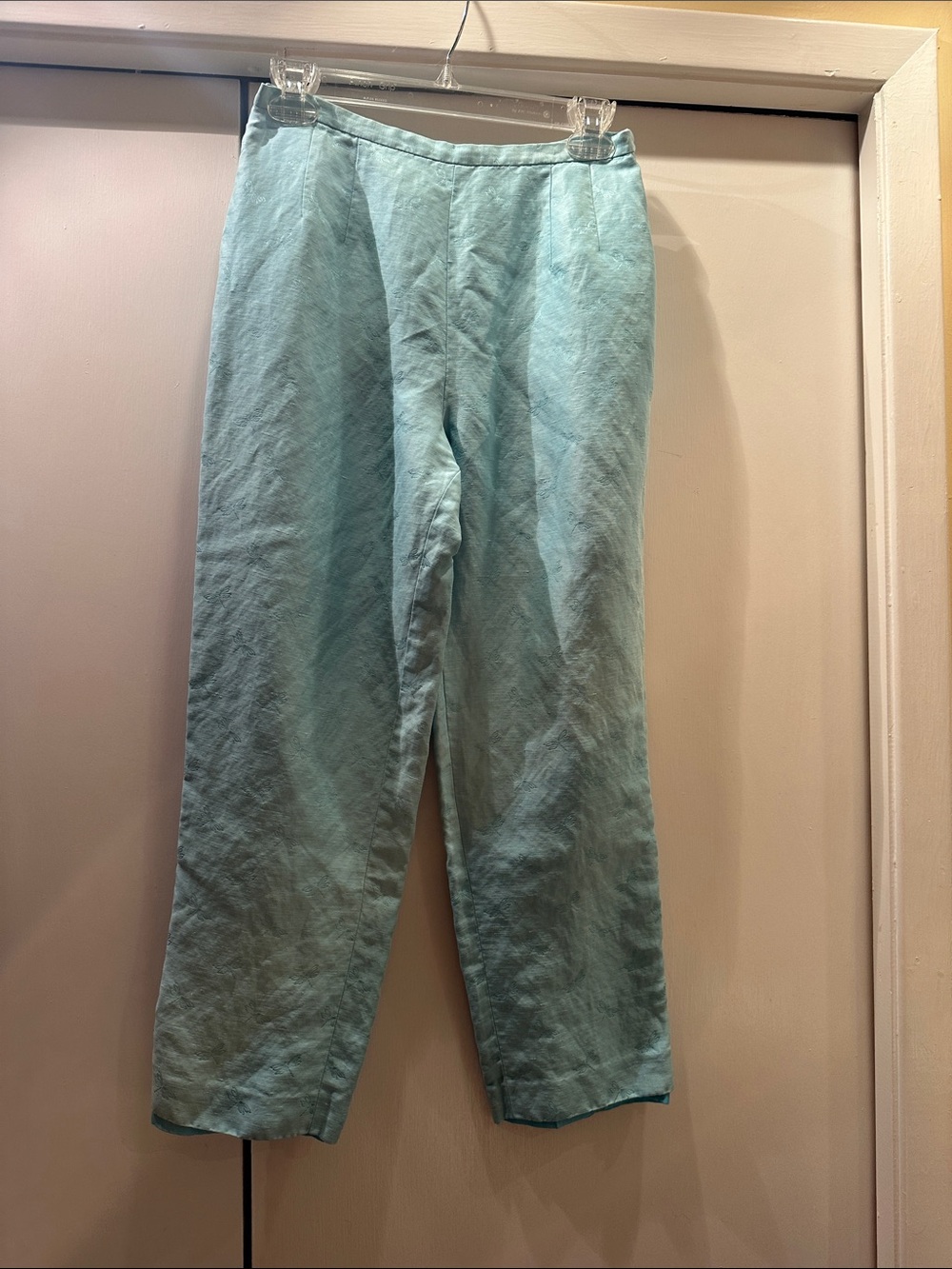 Talbots Light Turquoise Dragonfly Print Linen Capris